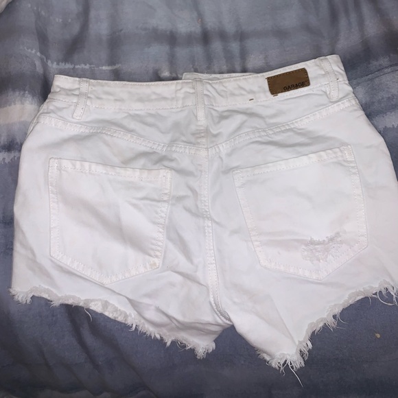 too small - Picture 2 of 2